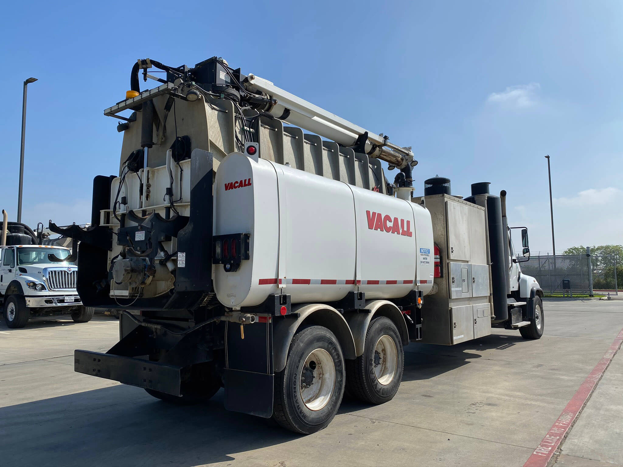 2014 VacAll AllExcavate AE1213 (12 Yard / 1300 Water) Hydro Excavation