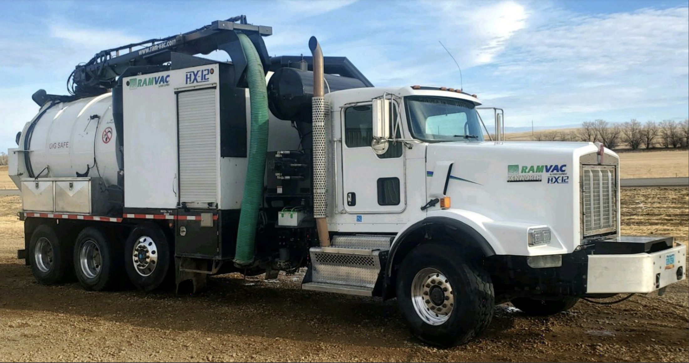 2015 RamVac HX12 (12 Yard / 1300 Water) HydroExcavation Truck