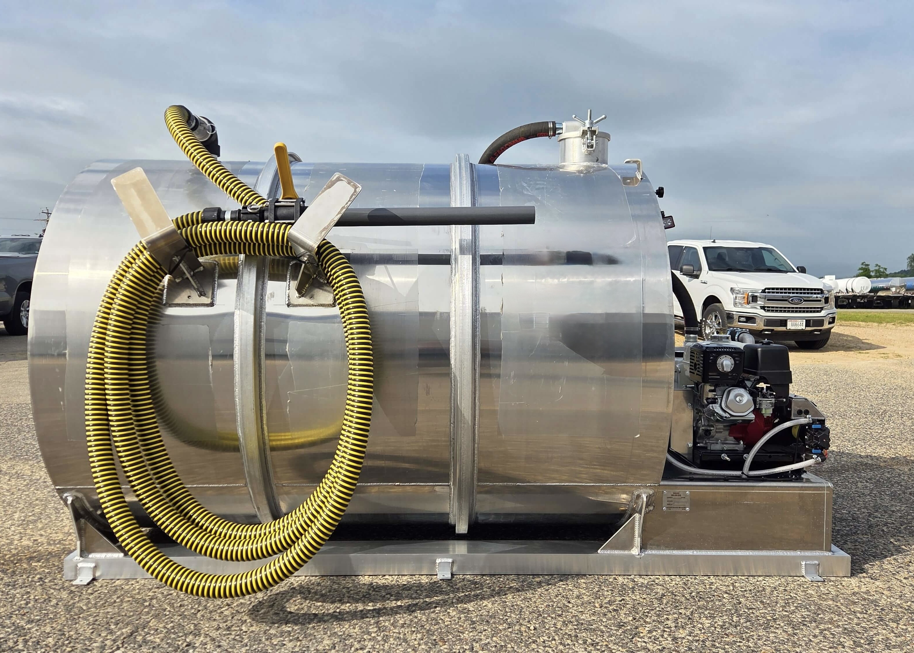 Wabash (995gallon) "Vacuum Only Service" Portable SlideIn Unit