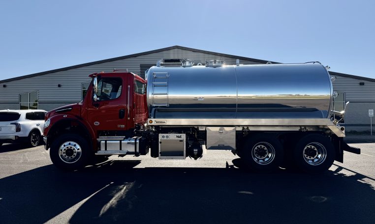 2026 Freightliner M2 106 Plus (4000-Gallon) Imperial Industries Vacuum Truck w/ NVE 4310 (940 CFM) Vacuum Blower