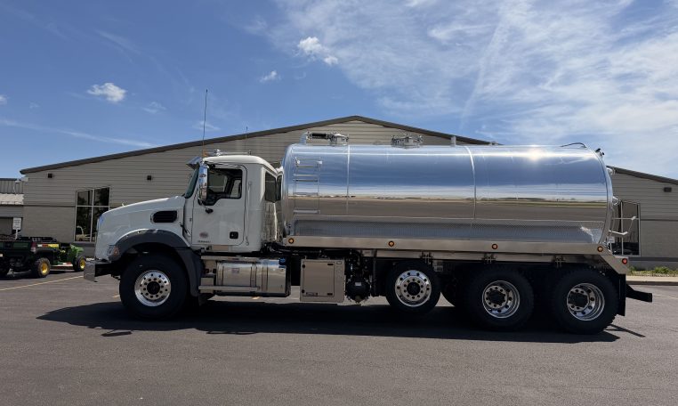 2026 Mack Granite 84BR (5000-Gallon) Imperial Industries Vacuum Truck w/ NVE 4310 (940 CFM) Vacuum Blower