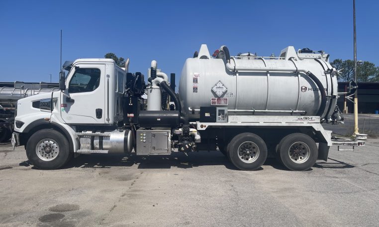 2024 Western Star 47X 6X4 (3500-Gallon) Huber Berringer PD DOT-Code 412 Vacuum Truck w/ NVE Challenger 1600 CFM Blower and Jetter
