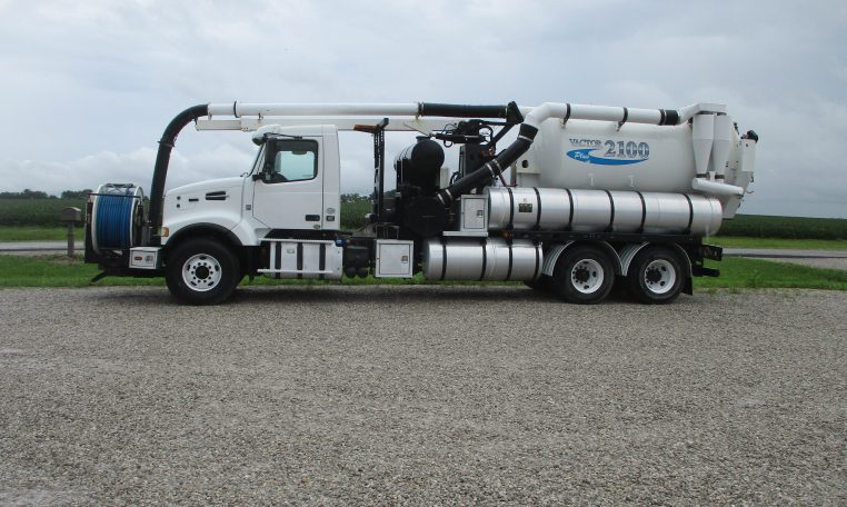 2016 Volvo VHD64F200 6X4 (10 Yard / 1500 Water / 80 GPM) Vactor 2100 Plus Combination Sewer Cleaner